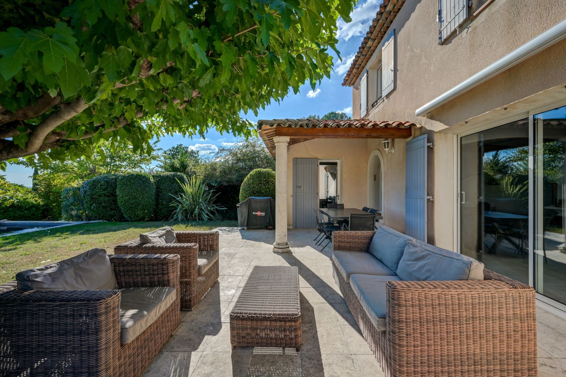 maison 5 Pièces en vente sur EGUILLES (13510)