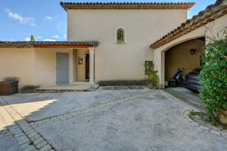 maison 5 Pièces en vente sur EGUILLES (13510)