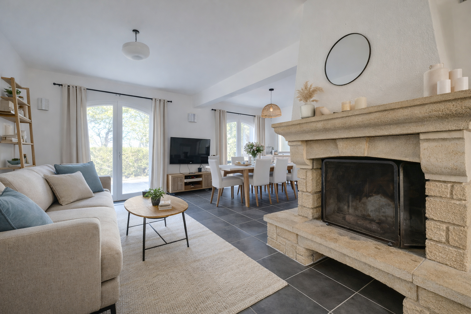 maison 8 Pièces en vente sur EGUILLES (13510)