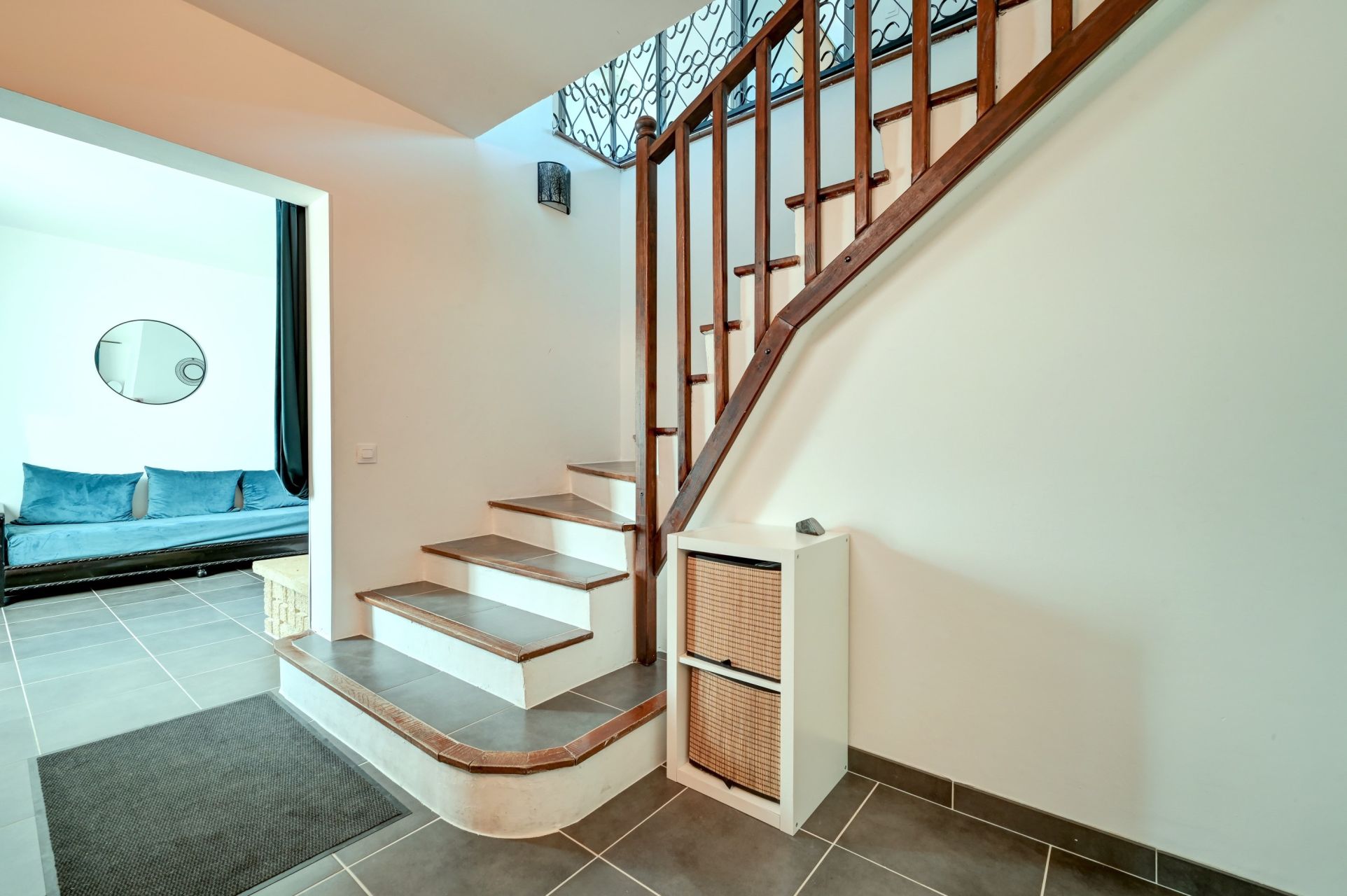 maison 8 Pièces en vente sur EGUILLES (13510)