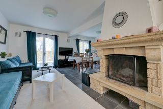 maison 8 Pièces en vente sur EGUILLES (13510)