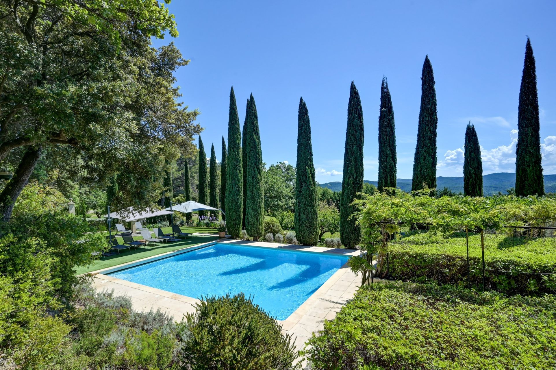 maison 10 Pièces en vente sur AIX EN PROVENCE (13100)