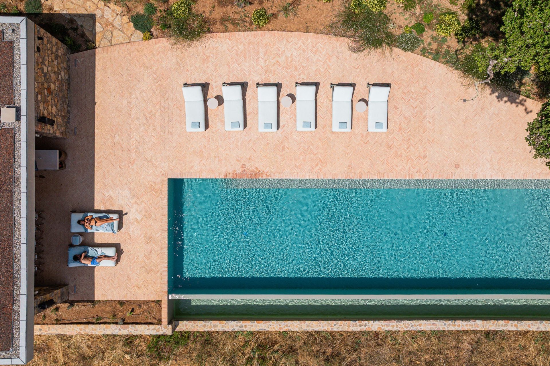 bastide 22 Pièces en location saisonnière sur NANS LES PINS (83860)