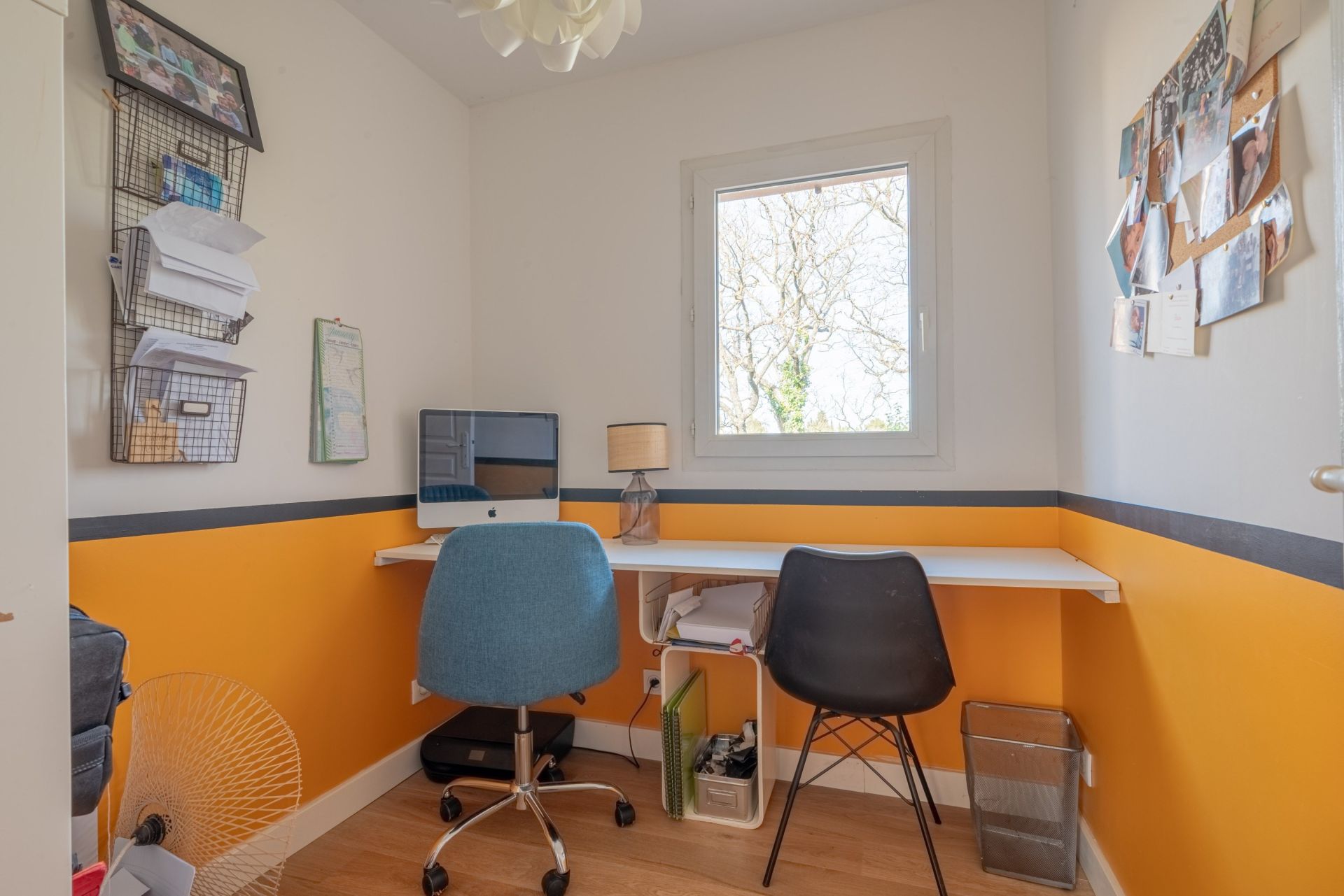 house 8 Rooms for sale on AIX EN PROVENCE (13100)