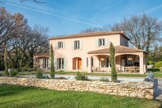 house 8 Rooms for sale on AIX EN PROVENCE (13100)