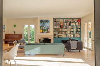 house 8 Rooms for sale on AIX EN PROVENCE (13100)