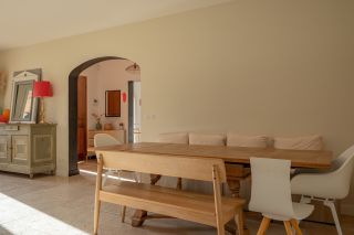 house 8 Rooms for sale on AIX EN PROVENCE (13100)