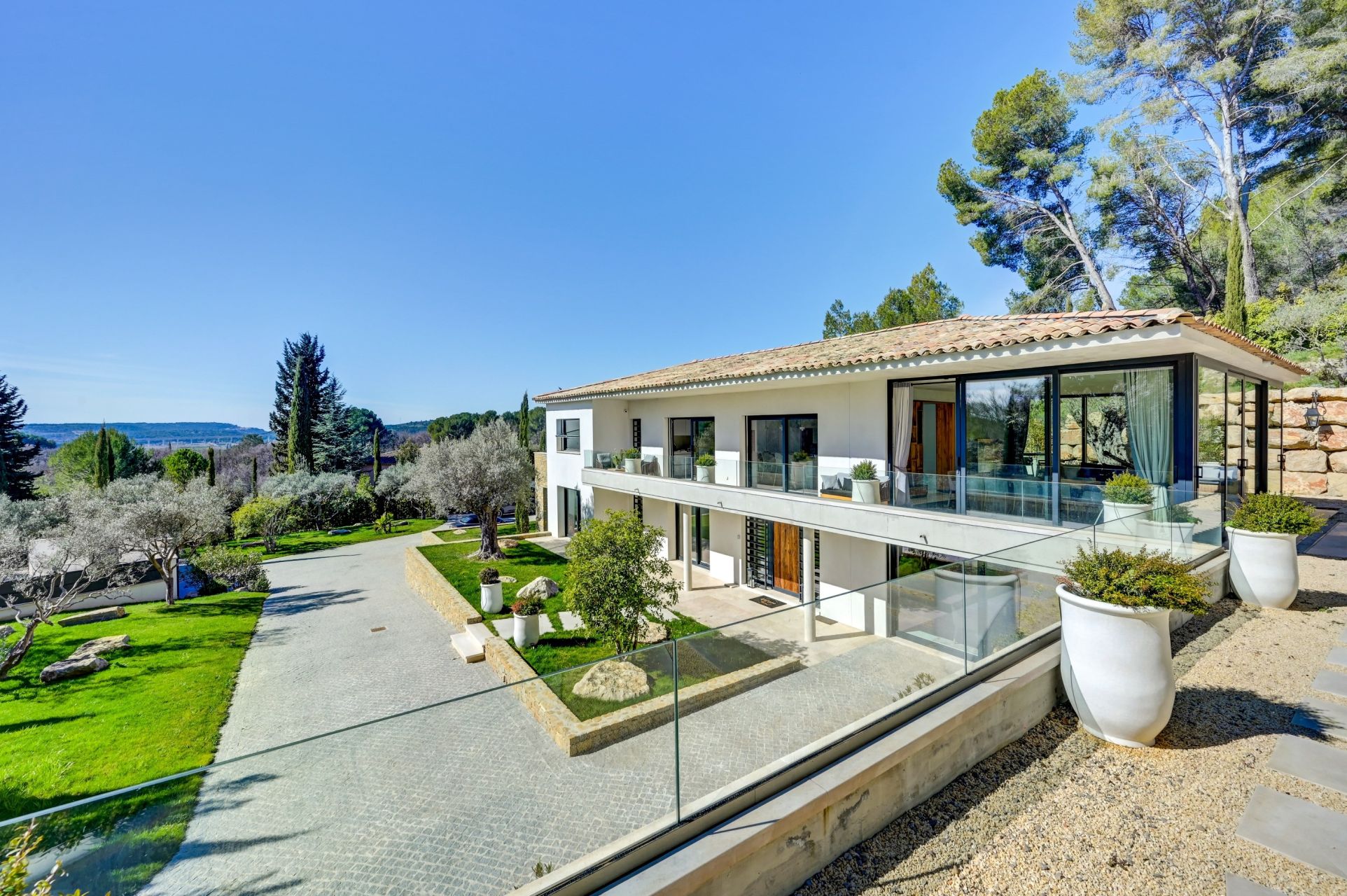 maison 7 Pièces en vente sur AIX EN PROVENCE (13100)