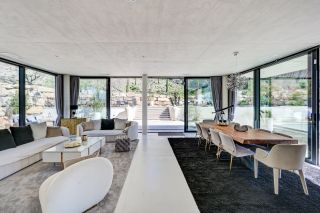 house 7 Rooms for sale on AIX EN PROVENCE (13100)