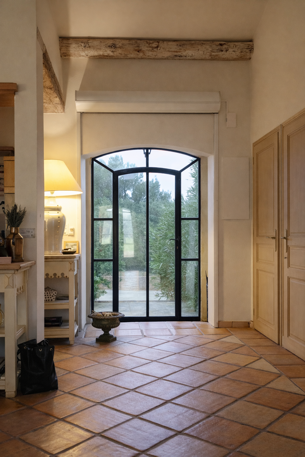 house 5 Rooms for sale on MALLEMORT (13370)