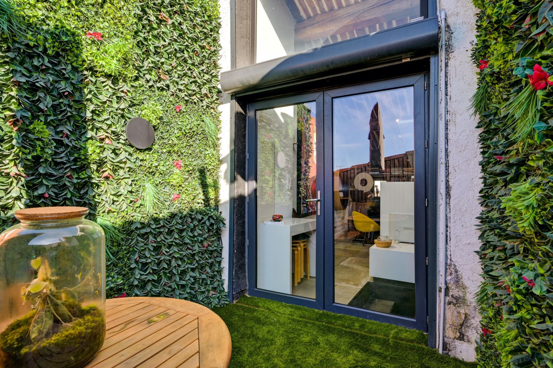 apartment 4 Rooms for sale on AIX EN PROVENCE (13100)