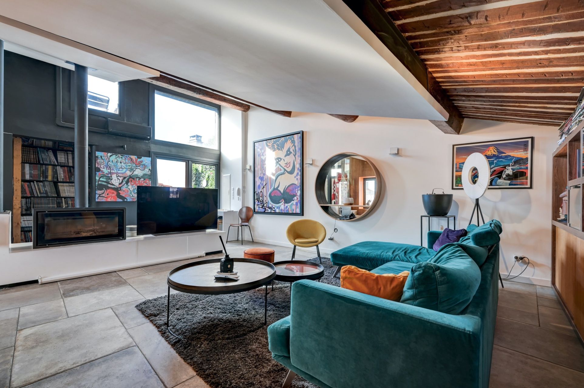 apartment 4 Rooms for sale on AIX EN PROVENCE (13100)