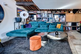 apartment 4 Rooms for sale on AIX EN PROVENCE (13100)