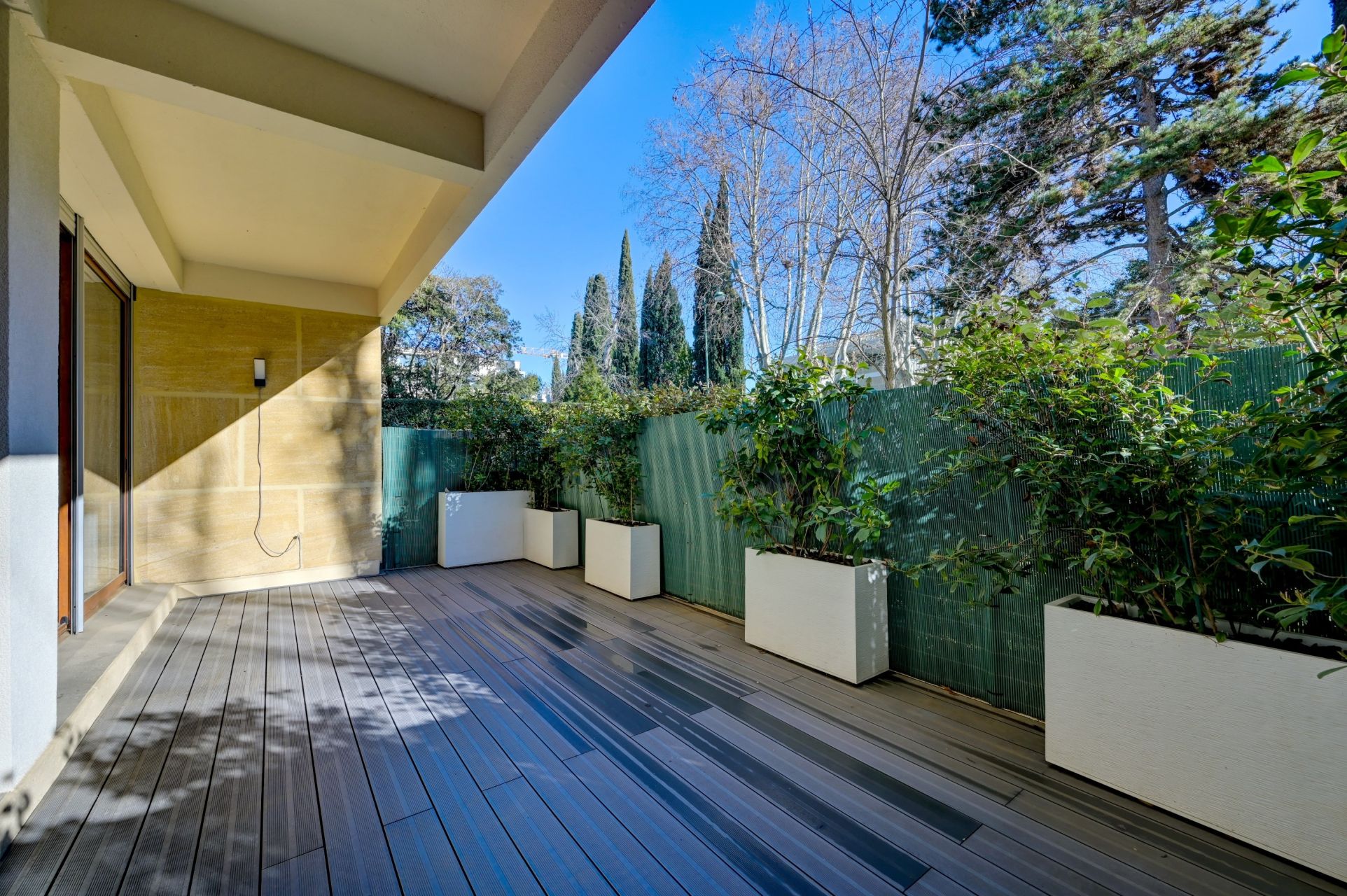 apartment 4 Rooms for sale on AIX EN PROVENCE (13100)