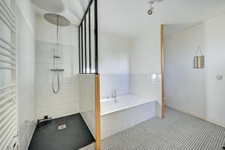 maison 5 Pièces en location sur AIX EN PROVENCE (13100)