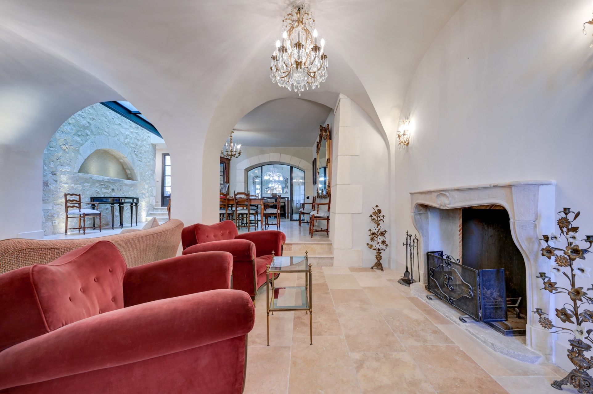 house 8 Rooms for seasonal rent on ST REMY DE PROVENCE (13210)