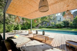 house 8 Rooms for sale on AIX EN PROVENCE (13290)