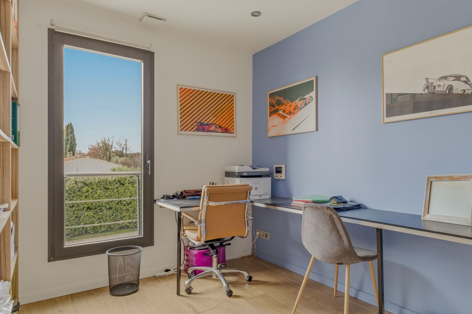 house 10 Rooms for sale on AIX EN PROVENCE (13100)