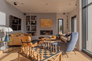 house 10 Rooms for sale on AIX EN PROVENCE (13100)