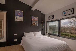 house 10 Rooms for sale on AIX EN PROVENCE (13100)