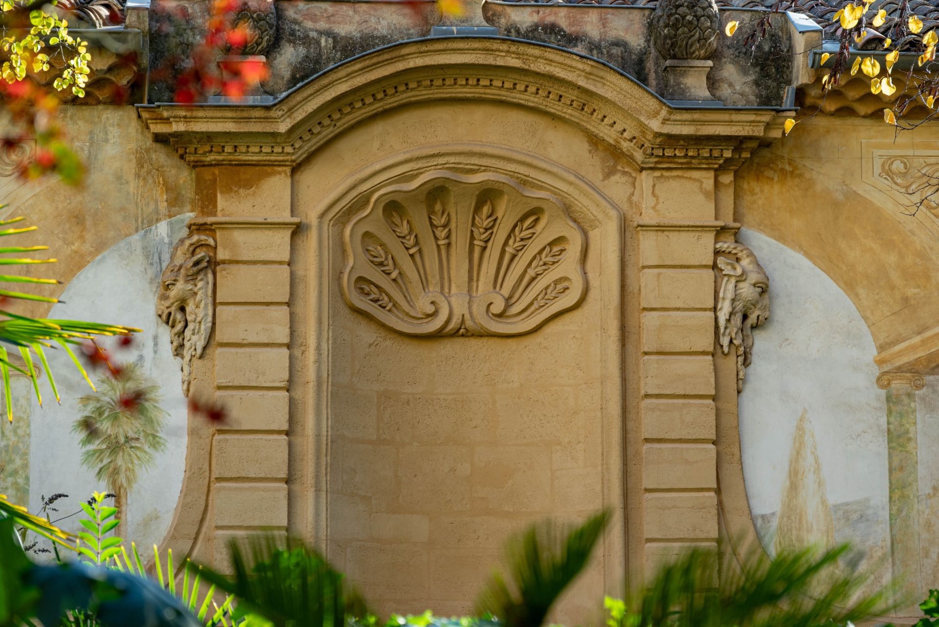 apartment 8 Rooms for sale on AIX EN PROVENCE (13100)