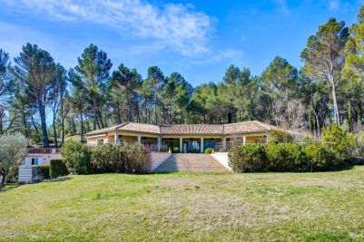 Sale House Aix-en-Provence 10&nbsp;Rooms 430&nbsp;m²