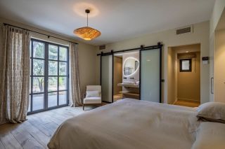 mas 10 Pièces en location saisonnière sur MAUSSANE LES ALPILLES (13520)