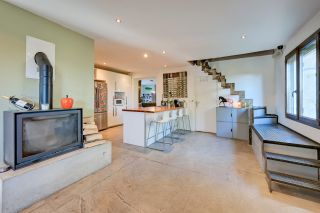 maison 5 Pièces en vente sur EGUILLES (13510)