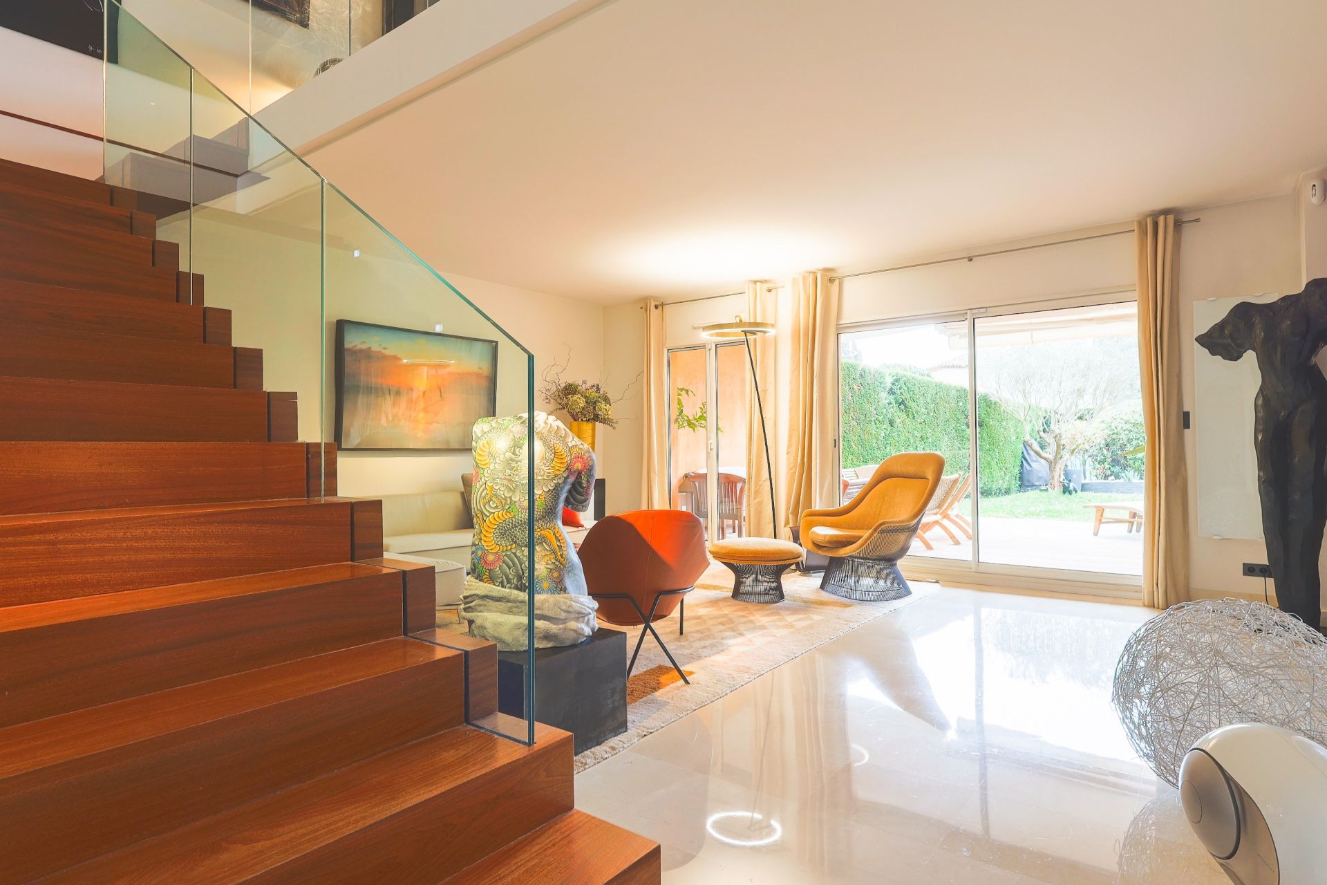 apartment 6 Rooms for sale on AIX EN PROVENCE (13100)