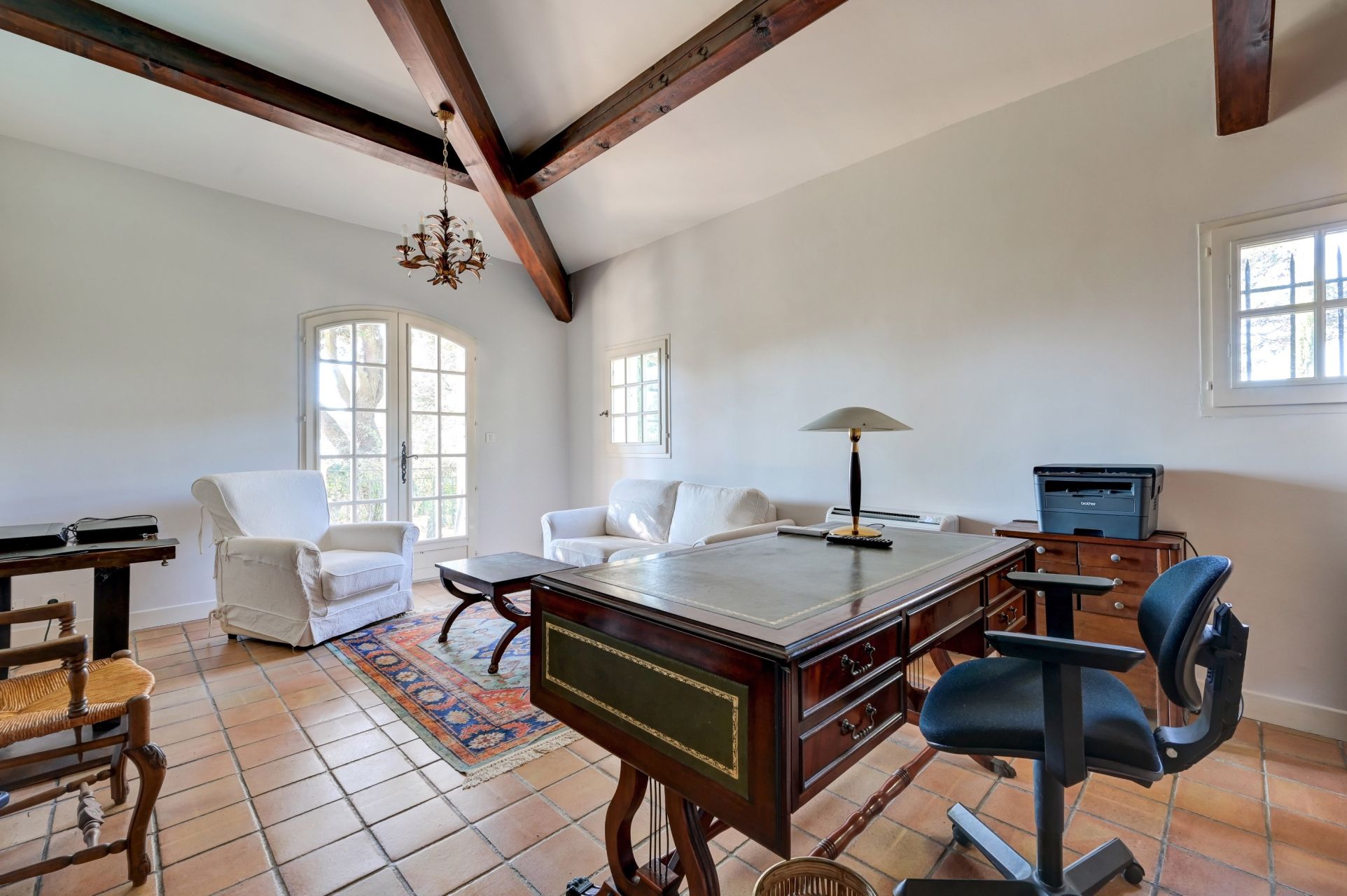 house 8 Rooms for sale on AIX EN PROVENCE (13100)