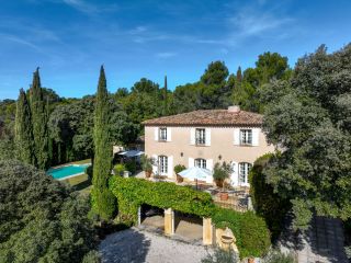 maison 8 Pièces en vente sur AIX EN PROVENCE (13100)