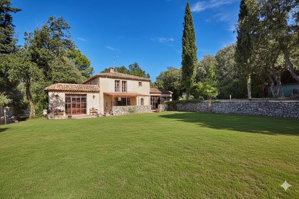 maison 12 Pièces en vente sur AIX EN PROVENCE (13100)