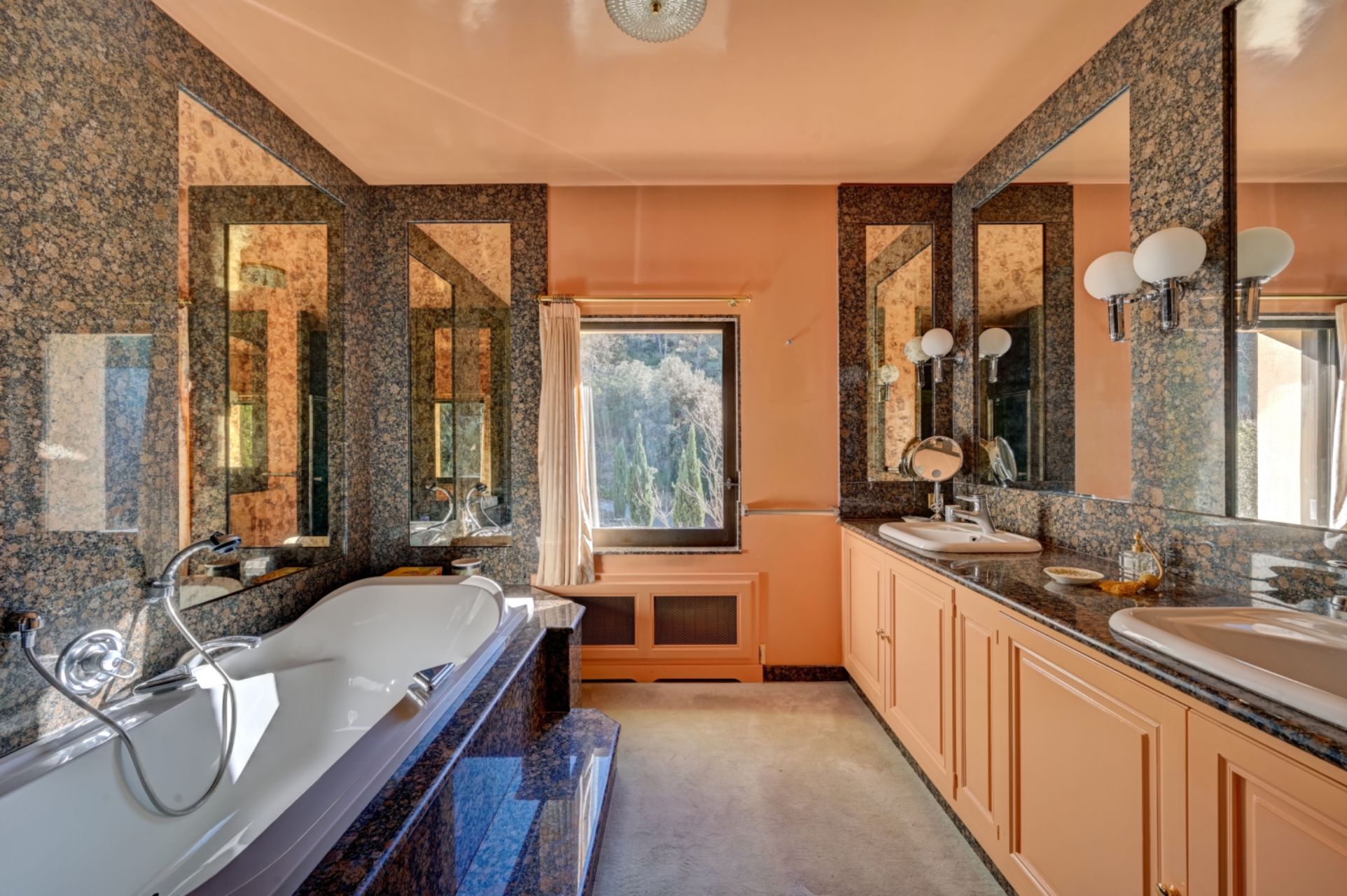 maison 12 Pièces en vente sur AIX EN PROVENCE (13100)