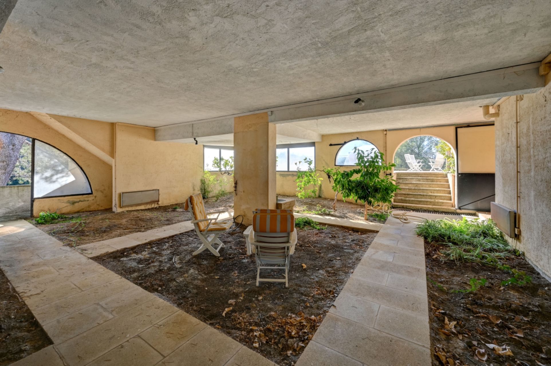 maison 12 Pièces en vente sur AIX EN PROVENCE (13100)