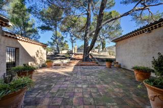 maison 12 Pièces en vente sur AIX EN PROVENCE (13100)