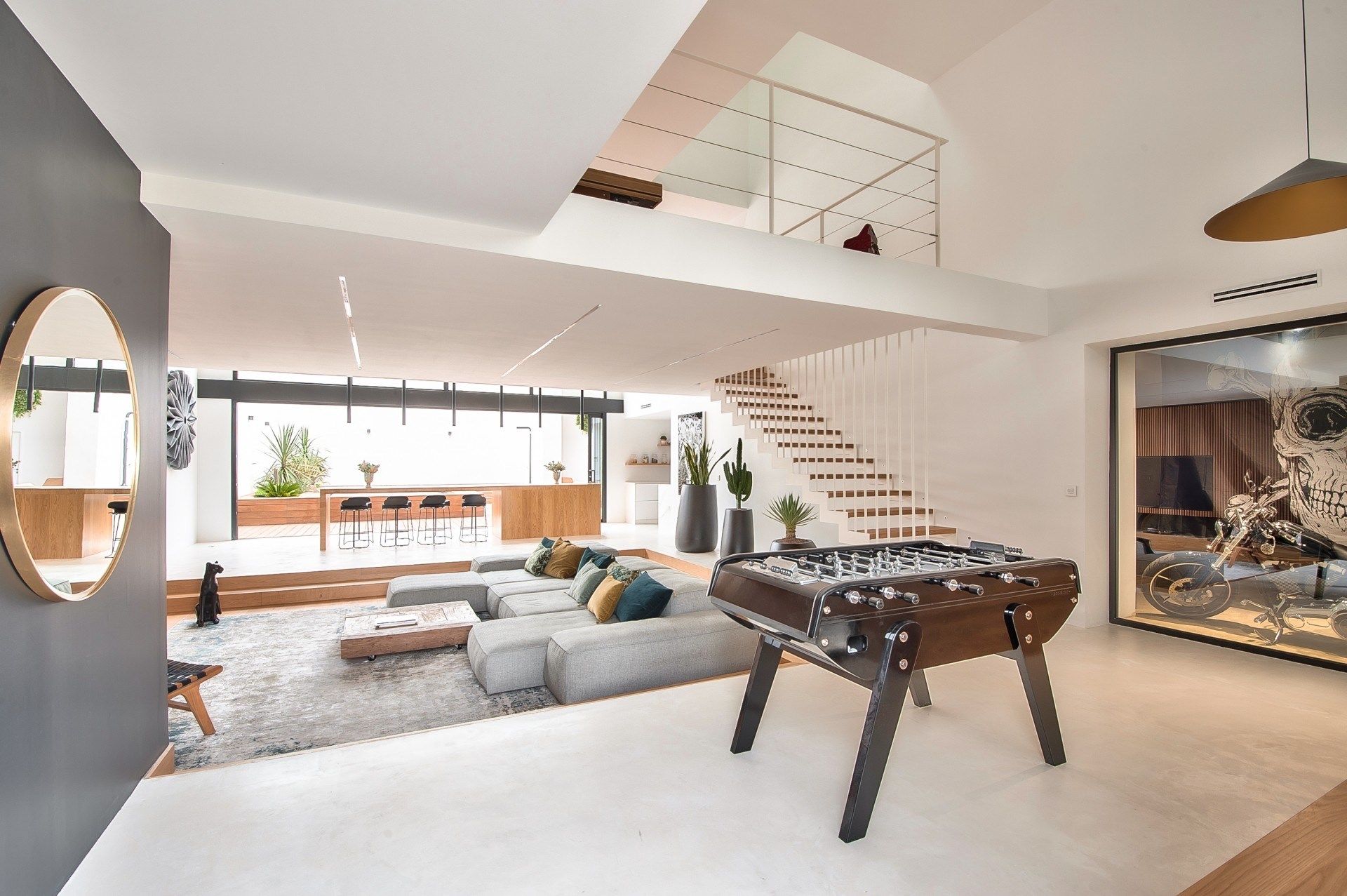 house 6 Rooms for sale on AIX EN PROVENCE (13100)