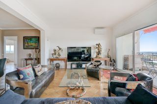 apartment 5 Rooms for sale on AIX EN PROVENCE (13100)