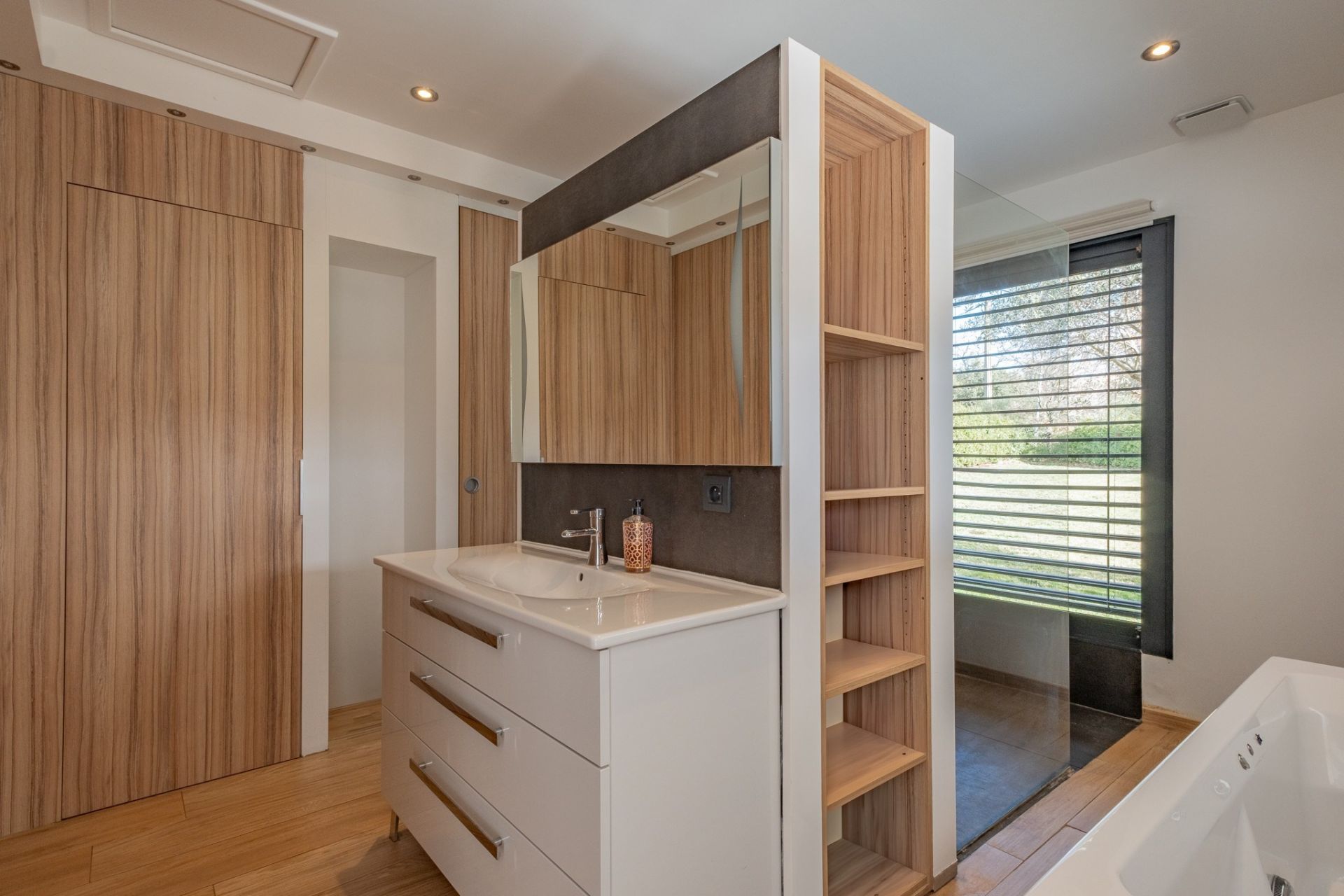 maison 10 Pièces en vente sur AIX EN PROVENCE (13100)