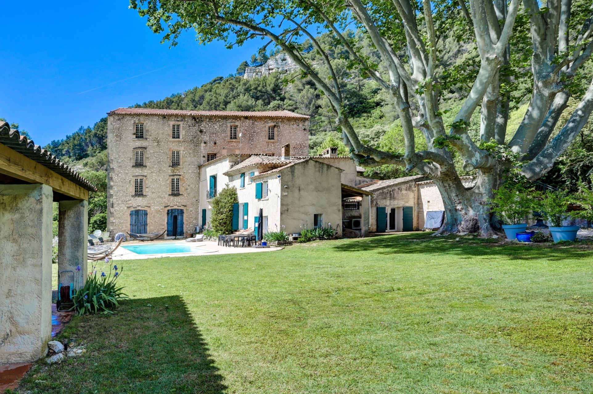maison 7 Pièces en vente sur VENTABREN (13122)