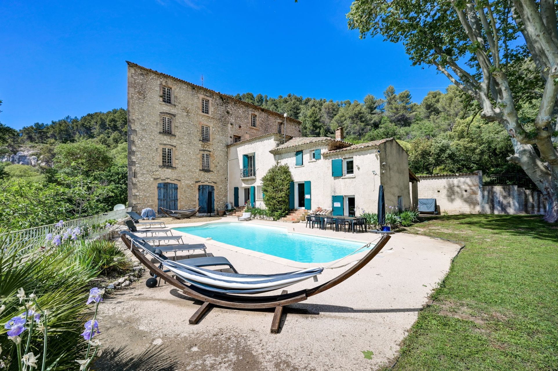 maison 7 Pièces en vente sur VENTABREN (13122)