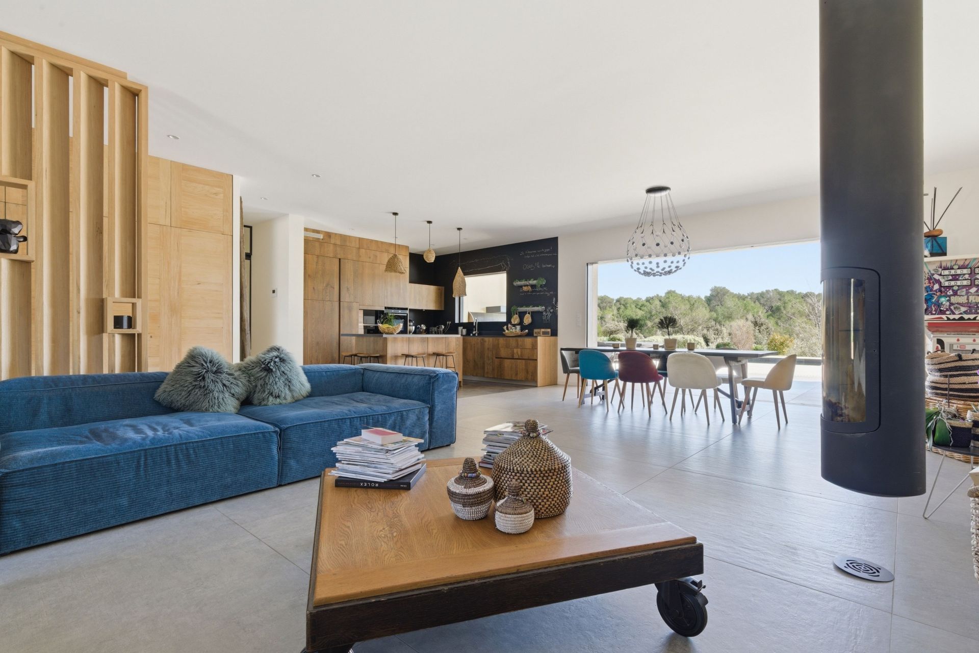 house 5 Rooms for sale on AIX EN PROVENCE (13100)