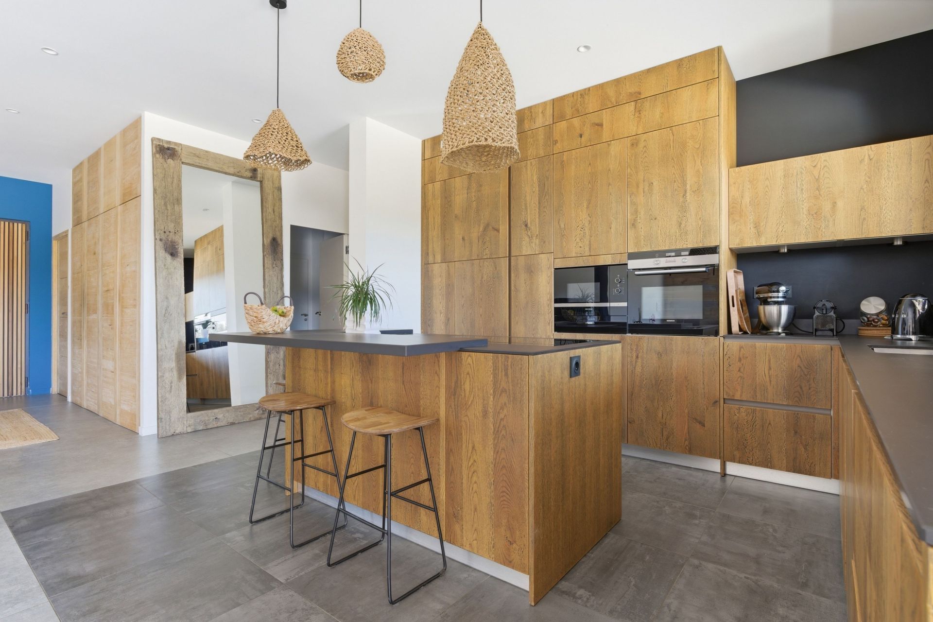 house 5 Rooms for sale on AIX EN PROVENCE (13100)