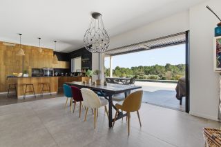 house 5 Rooms for sale on AIX EN PROVENCE (13100)