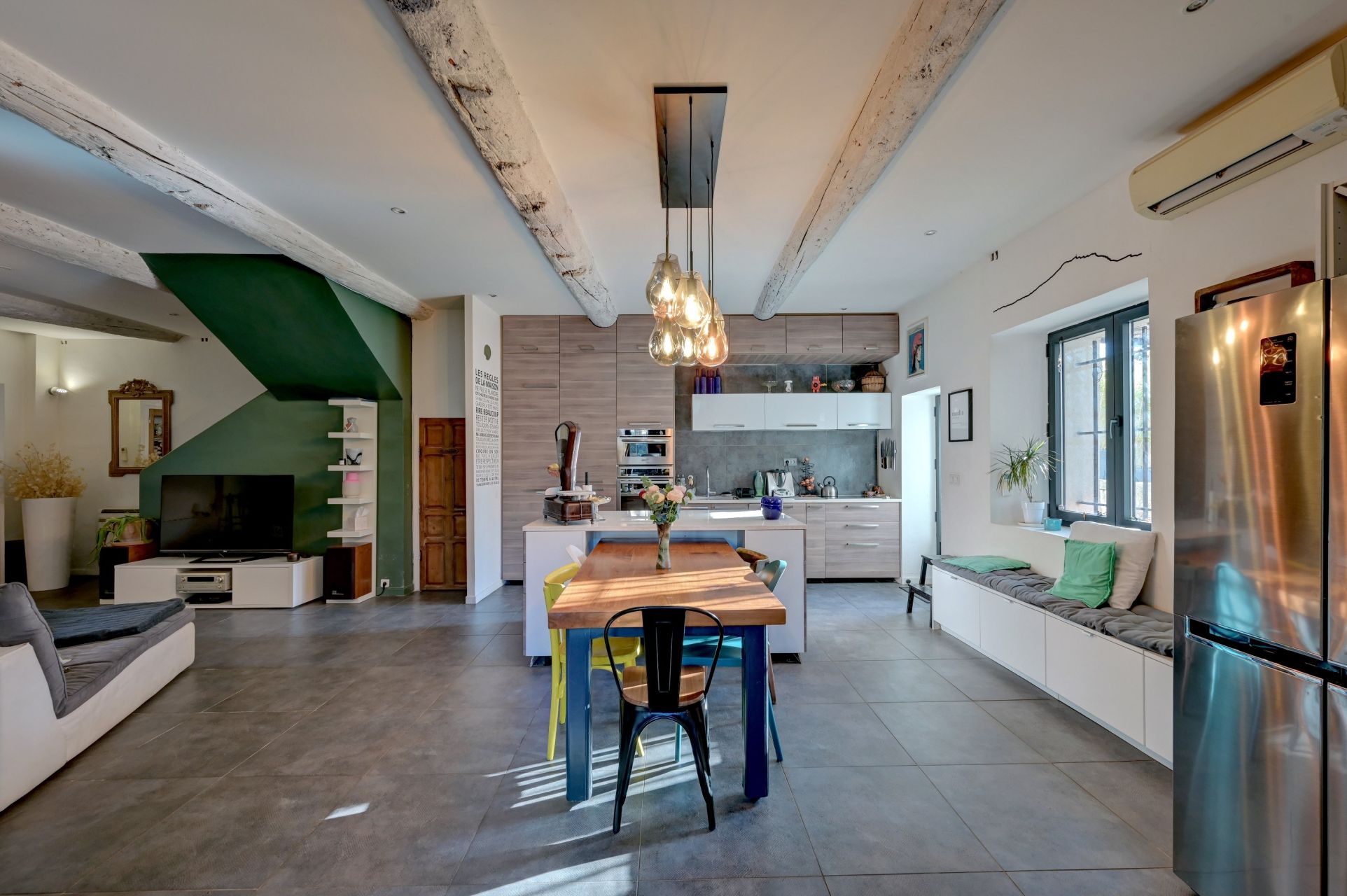 maison 7 Pièces en vente sur VENTABREN (13122)