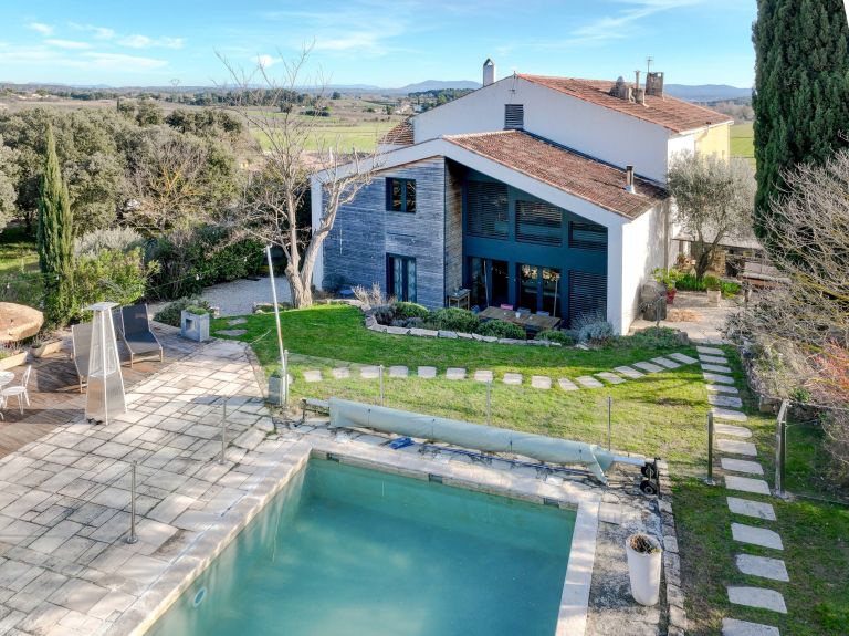maison 7 Pièces en vente sur VENTABREN (13122)