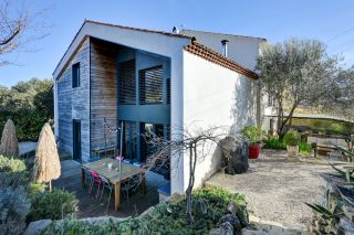 maison 7 Pièces en vente sur VENTABREN (13122)
