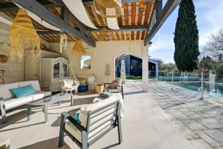 house 7 Rooms for sale on VENTABREN (13122)