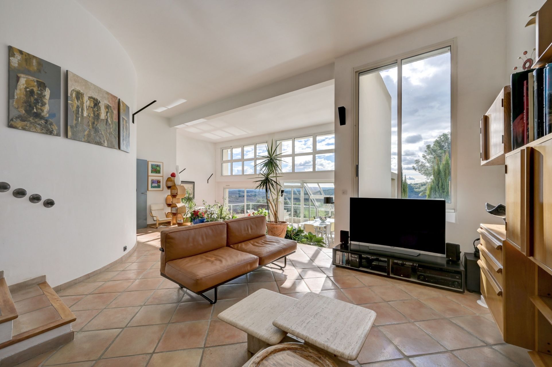 house 7 Rooms for sale on AIX EN PROVENCE (13100)