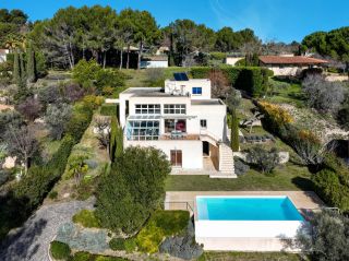 house 7 Rooms for sale on AIX EN PROVENCE (13100)