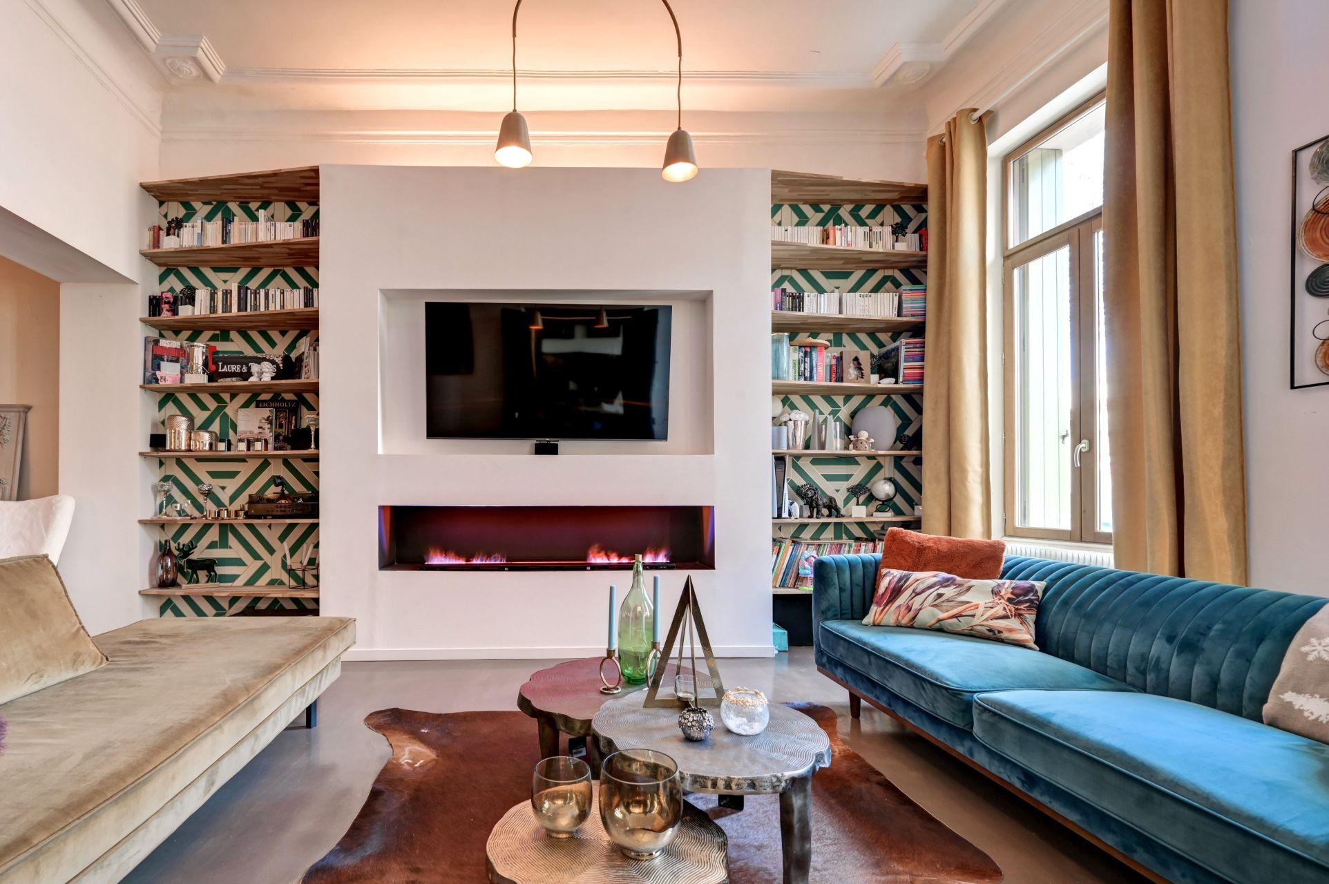 house 6 Rooms for sale on SALON DE PROVENCE (13300)